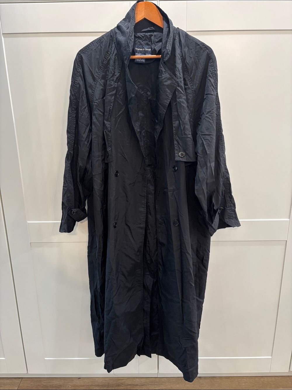 Tristan & Iseut Black Oversized Lightweight Trench Coat